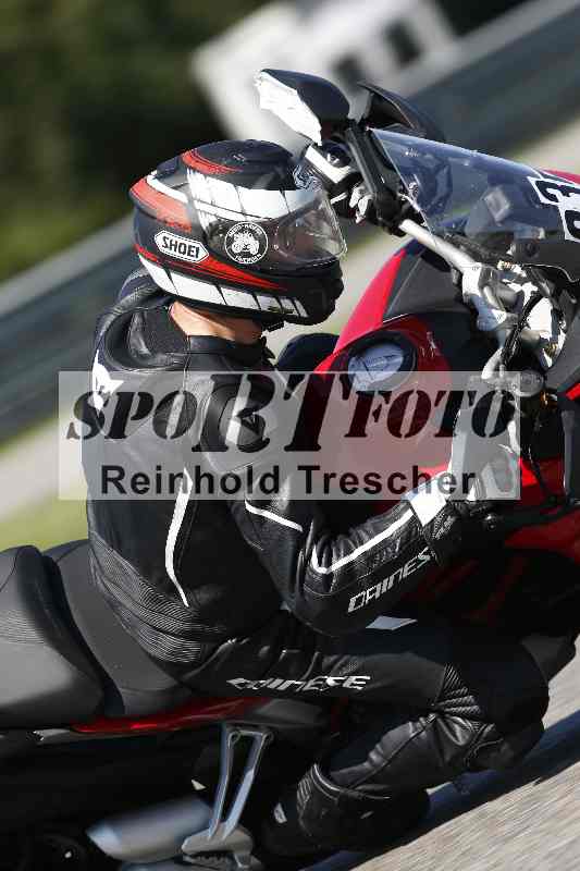 /43 08.08.2025 Discover the Bike ADR/Bike 1 gruen/235